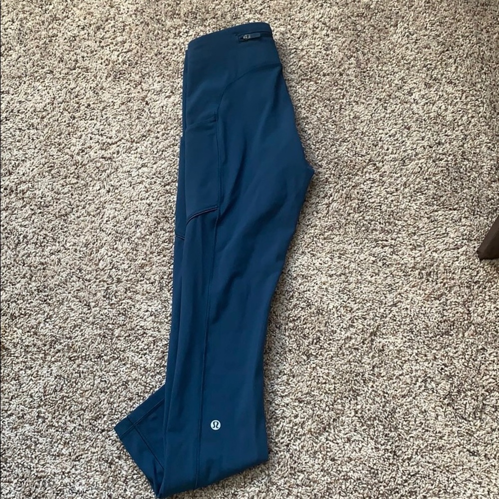 Lululemon Athletica size 4 leggings